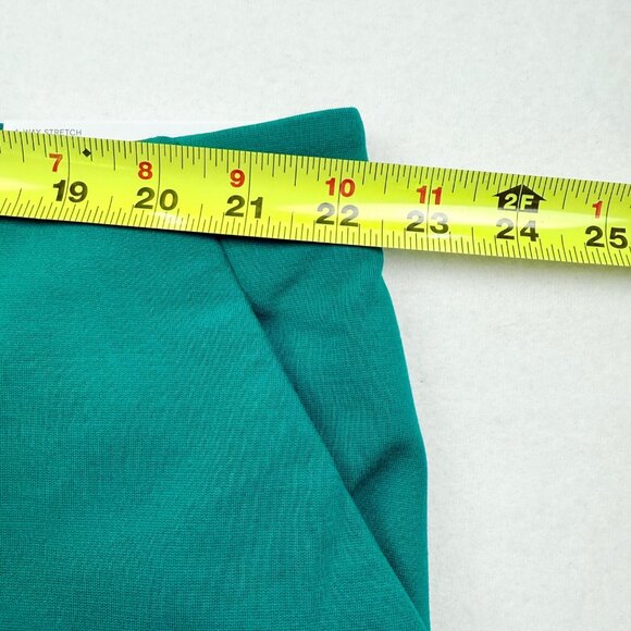 Liz Claiborne Women's Pull-on Stretch Wide Leg Emerald Green Pants Size 2X NWT - Picture 9 of 12